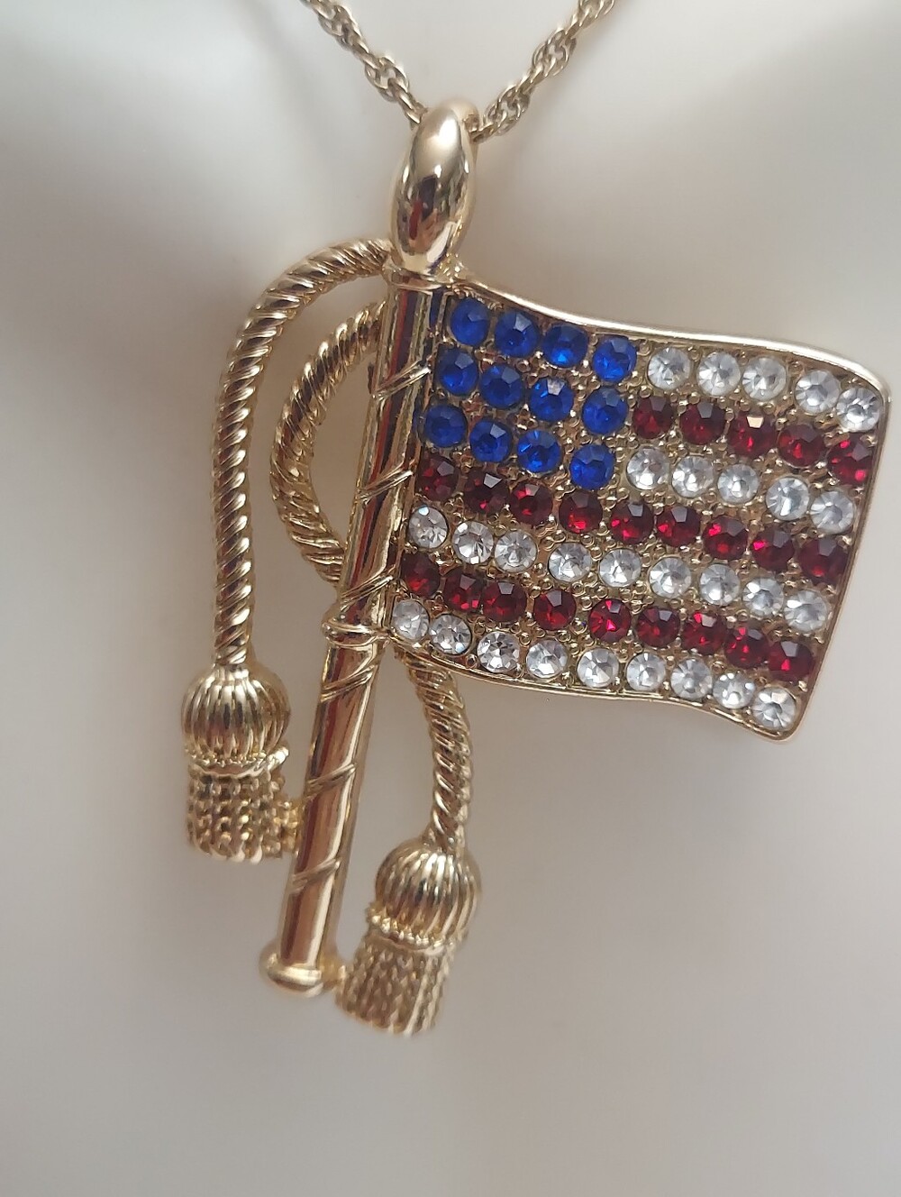 American Flag Pin/pendant